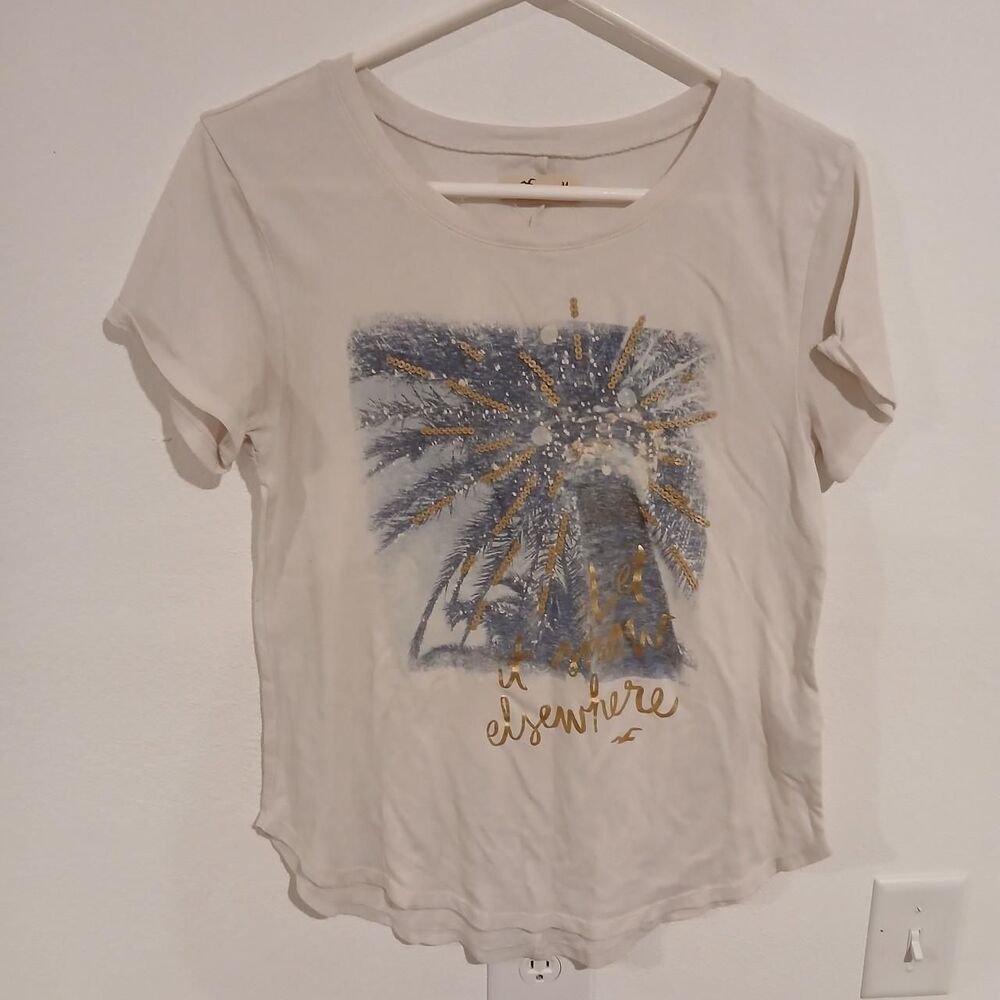 Hollister-co Men's White and Cream T-shirt